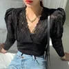 Seksi Dantel Bluz Vintage Derin V Yaka Uzun Kollu Kadın Gömlek See through Puff Sleeve Chic Dantel Gömlek Blusas Mujer 13470 210518