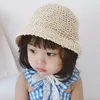 2021 Baby Kinder Strohhüte Mode Schirmmütze mit Schnürung Strandhut Niedliche geizige Krempe Sonnenhüte Faltbar Atmungsaktiv Sonnenhut Fodera Sport Caps