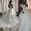 2022 Arabe Simple Plus La Taille Sexy Robe De Bal Robes De Mariée Une Ligne Formelle Robes De Mariée Sans Manches Illusion Cou Boho Dentelle Appliques Perles Tulle Plage Etage Longueur