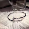 316L Золотое серебряное титановое стальное стальное классическое CZ Bangle Brangle Nail Bracelet Свадебный инкрустация Diamond Women and Men