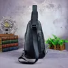 Cintura sacos Crazy Cavalo Couro Homens Casuais Azul Triângulo Triângulo Tolo Sling Bag Design 8 "Tablet One Ombro Strap Haypack Masculino 8012