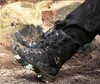 Homens, botas táticas militares outono de inverno de couro impermeável exército de bota deserta de trabalho de trabalho de trabalho de combate no tornozelo plus size 47