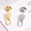 Pins, Brooches Fashion Tooth For Women Dress Lapel Pin With Crystal Crown Gold Sliver Teeth Dentist Jewelry Button Badges Kids Gifts