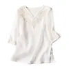 T-shirt con scollo a V a mezza manica da donna estate arrivo T-shirt vintage in lino di cotone ricamato di alta qualità Femme Top bianco M27 210512