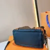 جلد البقر النقش النيون النيون الفهد الكتف أكياس crossbody البرية في قلب دلو اليد نوي نانو محفظة مصمم حقائب النساء أزياء رسول