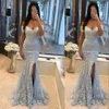 2021 Sexy blaue Meerjungfrau-Abschlussballkleider aus der Schulter, Spitzenapplikationen, Kristallperlen, High-Side-Split-Tüll-Partykleid, lange Abendkleider