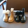 Stövlar 2021 Flickor Fleece Varmt läder Barnens mode bomull skorsten för barn vinter solid färg barn sko