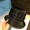 Nylon Designer Bucket Hat Men Luxury Hats For Women Triangle Fitted Caps Designers Fashion Casquette Beanie Bonnet High Quality 2202245WU