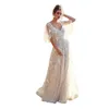 2021 Elegant bröllopsklänning Sexig V Neck Backless Lace Appliques Bridal Gowns Custom Made Sweep Train A Line Dresses Robe de Marie