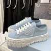 Nylon modeplattform kvinnor casual skor trippel svart vit röd dam platt fritid canvas designers sneaker