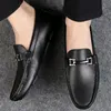 Chaussures habillées 2021 mode hommes en cuir formel sans lacet luxe homme appartements décontracté printemps automne mâle conduite mocassins