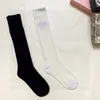 Designer femmes bas luxe longue casual rue lettre impression chaussettes filles mode sexy net gaze mince tube socking229O