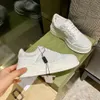 Nowe Wytłułkowe Tłoczone Trampki Kobiety Mężczyźni Casual Come Leather Sneaker Letters Lace Up Platforma Wypoczynek Kobiet Buty Moda Ograniczenie Płaski Płótno z FullPackacge