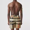 Herrshorts Sommarstil Kvinnlig Fitness Gym Herr Kläder Modedesigners Andningsbara strandbyxor Perfekt för T-shirt M-5XL#72