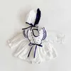 Летняя девочка Боди синий белый пэчворк с длинными рукавами комбинезон с кепкой родился милый стиль детская одежда E1067 210610