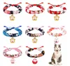 Huisdier Honden Katten Halsbanden Japanse stijl Met Maneki Feng Shui Fortune Lucky Cat Beeldje Bells for Kitten Puppy Stoffen halsband Verstelbaar XS S M L Kleurrijk