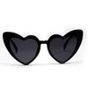 Okulary przeciwsłoneczne Vintage Kobiety dla Mężczyzn Oversize Heart Sun Glasses Retro Designer Science Lustro UV 400 Okularka