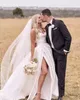 Modern Simple Satin Boho Country A Line Wedding Jurken Strapless High Side Slit Bridal Troogs Sexy Open Back Plus Size Maternity Bride REEPTION REEPTION READES DE MARIEE AL9873