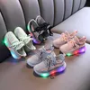 New Brand Sports Shoes Kids Mesh LED Glowing Cool Boys Girls Toddlers Classic High Quality Children Casual Sneakers Tennis G1025