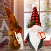 Nya juldekorationer Rudolph Doll NoSes Family Present Scene Layout med ornament för Tree Home Nordic Plush Elf Doll Balls Decoration