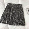 Été Mini jupe plissée femmes Style coréen blanc noir Floral mousseline de soie une ligne taille haute soleil Shorts femme 210421