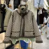 Nouvelles femmes d'hiver col montant motif à carreaux chaud épaississement fausse fourrure d'agneau doublure veste parka manteau casacos