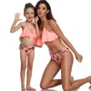 Palavras-chave: swimwear família meninas menina miúda biquini crianças bebê bebê bebê bebê biquini infantil 210625