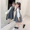 Teen Girls Vêtements Robe à carreaux + Blouse Survêtements pour Bow Girl Lace Enfants 210528