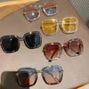 نظارات شمسية ساحة نسائية خمر النظارات الشمس المتضخم الرجال العلامة التجارية مصمم الاتجاه الملونة في الهواء الطلق uv400
