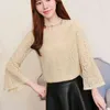 Sexy Femmes Tops V Cou Blouses Fleurs Casual Creux Out Dentelle Solide Neuf Chemises À Manches Blusas Coréen 208F 210420