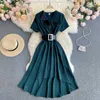 Vermelho / Preto / Verde Vestido Irregular Mulheres Escritório Senhoras Manga Curta A-Linha Midi Vestidos Feminino Vintage Robe 2021 Ol Moda Y0603