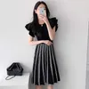 Chic Korean Temperament Elegant O Neck Slim High Waist Double Layer Ruffled Sleeves Stitching Contrast Pleated Knitted Dress 210610