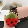 Nyckelringar ringenden Keychain Car-Charm-Edent Lady's Bag Pendant Real Rex Fall Fashion Toy Strawberry Trincet282y