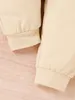 Pantaloni sportivi in felpa con cucitura laterale a contrasto con grafica Baby Letter e maniche raglan SHE