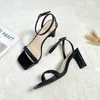 Zomer dames sandalen dames sexy weven enkelriem effen zwart zacht comfortabel strand dikke hoge hak sandalen schoenen 210520