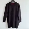 Maglione da donna Abito in maglia casual Colore a contrasto Manica lunga Abbigliamento moda autunno Modello classico lettera 2021