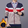 Mode hommes chandails hommes tricots pull chaud patchwork v-cou faux deux pièces pulls vêtements coton décontracté pulls en laine Y0907