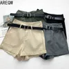 Sommar mode all-match hög midja slimming rullade bredben shorts casual shorts kvinnor med bälte 210507