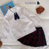 Le neonate autunnali legano camicie bianche casual 1-7 anni per bambini camicia a maniche lunghe da scuola in cotone tutto-fiammifero 210508