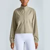 Vestes de course légères fermeture éclair complète veste de sport manteau femmes col haut loisirs entraînement gym yoga court coupe-vent avec poche fer gratuit