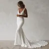 Sexy Mermaid Bride Dresses Boho V-Neck Otwórz Wróć Elastyczna Suknia Ślubna Proste Długie Przyciski Dress Bridal Dress 2021