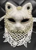 Svart Vit Pearl Beading Veil Mask Bar Nattklubb Party Visa Kvinnor Masked Singer Props Halloween Cosplay Cat Masks Tillbehör