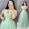 Burgundia Wieczór Suknie 2022 Afryki Arabii Saudyjskiej Off Ramię Kobiety Formalna Suknia Linia Prom Suknie Celebrity Mint Green Tulle Długie Sheer Szyi