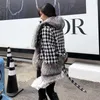 女性の毛皮のフェイク2022到着豪華なコート冬のファッション格子本物の濃いふわふわしたアウターウェアS7921