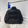 Veste en duvet d'extérieur pour femmes de luxe avec manches triangulaires inversées Parkas Downs amovibles Veste d'hiver vestes courtes