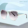 Lucky MN16062 Trendy Bling Damen-Sonnenbrille mit luxuriösen Strass-Farbtönen7090541