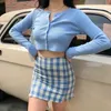 Bahar Moda Örme Casual O Boyun Seksi Göster Göbek Düğmesi Ince Bayan Kazak Kız Kore Stil Tops Q001 210603