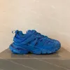 Luxurys designer skor varumärke kvinnor mens trippel s läder pappa plattform sko rosa vit sneaker mode tränare sport utomhus casual sko hög topp sneakers storlek 35-44