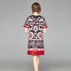 Fashion Designer Runway Summer Femmes Manches courtes Taille lâche A-Line Luxe Jacquard Imprimé Vintage Mini Robe 210416