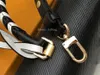 Crafty Twist MM Handbag Black Cross Body Bag Epi Grained Leather Totes Shoulder Bag Twist-Lock Luxurys Designers Bags